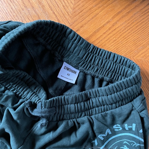 NWOT Womens GYMSHARK shorts XS - Picture 4 of 4